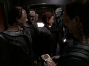Filename=extant_StarTrek_DS9_7x22-TackingIntoTheWind_2415.jpg
Filesize=159KiB
Dimensions=1200x900
Date added=Jan 22, 2020 extant_StarTrek_DS9_7x22-TackingIntoTheWind_2415.jpg