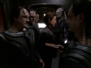 Filename=extant_StarTrek_DS9_7x22-TackingIntoTheWind_2417.jpg
Filesize=158KiB
Dimensions=1200x900
Date added=Jan 22, 2020 extant_StarTrek_DS9_7x22-TackingIntoTheWind_2417.jpg