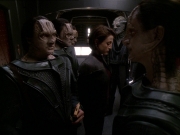 Filename=extant_StarTrek_DS9_7x22-TackingIntoTheWind_2428.jpg
Filesize=152KiB
Dimensions=1200x900
Date added=Jan 22, 2020 extant_StarTrek_DS9_7x22-TackingIntoTheWind_2428.jpg