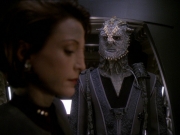 Filename=extant_StarTrek_DS9_7x22-TackingIntoTheWind_2432.jpg
Filesize=154KiB
Dimensions=1200x900
Date added=Jan 22, 2020 extant_StarTrek_DS9_7x22-TackingIntoTheWind_2432.jpg