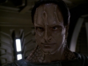 extant_StarTrek_DS9_7x22-TackingIntoTheWind_2461.jpg