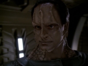 extant_StarTrek_DS9_7x22-TackingIntoTheWind_2463.jpg