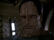 extant_StarTrek_DS9_7x22-TackingIntoTheWind_2464.jpg