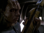 extant_StarTrek_DS9_7x22-TackingIntoTheWind_2466.jpg