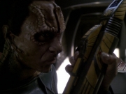 extant_StarTrek_DS9_7x22-TackingIntoTheWind_2468.jpg
