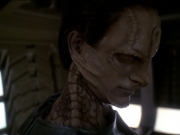 extant_StarTrek_DS9_7x22-TackingIntoTheWind_2472.jpg