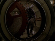 extant_StarTrek_DS9_7x22-TackingIntoTheWind_2474.jpg