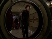 extant_StarTrek_DS9_7x22-TackingIntoTheWind_2478.jpg