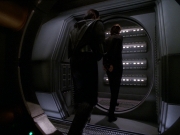 extant_StarTrek_DS9_7x22-TackingIntoTheWind_2485.jpg