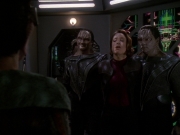 Filename=extant_StarTrek_DS9_7x22-TackingIntoTheWind_2523.jpg
Filesize=145KiB
Dimensions=1200x900
Date added=Jan 22, 2020 extant_StarTrek_DS9_7x22-TackingIntoTheWind_2523.jpg
