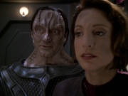 Filename=extant_StarTrek_DS9_7x22-TackingIntoTheWind_2535.jpg
Filesize=147KiB
Dimensions=1200x900
Date added=Jan 22, 2020 extant_StarTrek_DS9_7x22-TackingIntoTheWind_2535.jpg