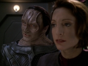 extant_StarTrek_DS9_7x22-TackingIntoTheWind_2542.jpg
