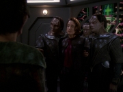 extant_StarTrek_DS9_7x22-TackingIntoTheWind_2550.jpg