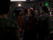 extant_StarTrek_DS9_7x22-TackingIntoTheWind_2553.jpg