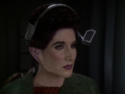 extant_StarTrek_DS9_7x22-TackingIntoTheWind_2568.jpg