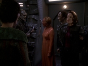 Filename=extant_StarTrek_DS9_7x22-TackingIntoTheWind_2589.jpg
Filesize=144KiB
Dimensions=1200x900
Date added=Jan 22, 2020 extant_StarTrek_DS9_7x22-TackingIntoTheWind_2589.jpg