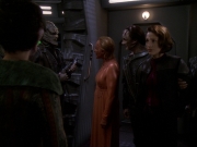 Filename=extant_StarTrek_DS9_7x22-TackingIntoTheWind_2594.jpg
Filesize=143KiB
Dimensions=1200x900
Date added=Jan 22, 2020 extant_StarTrek_DS9_7x22-TackingIntoTheWind_2594.jpg
