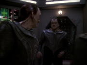 Filename=extant_StarTrek_DS9_7x22-TackingIntoTheWind_2626.jpg
Filesize=146KiB
Dimensions=1200x900
Date added=Jan 22, 2020 extant_StarTrek_DS9_7x22-TackingIntoTheWind_2626.jpg