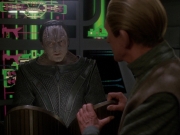 Filename=extant_StarTrek_DS9_7x22-TackingIntoTheWind_2657.jpg
Filesize=162KiB
Dimensions=1200x900
Date added=Jan 22, 2020 extant_StarTrek_DS9_7x22-TackingIntoTheWind_2657.jpg