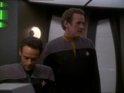 Filename=extant_StarTrek_DS9_7x22-TackingIntoTheWind_2856.jpg
Filesize=126KiB
Dimensions=1200x900
Date added=Jan 22, 2020 extant_StarTrek_DS9_7x22-TackingIntoTheWind_2856.jpg