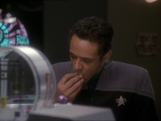 Filename=extant_StarTrek_DS9_7x22-TackingIntoTheWind_2875.jpg
Filesize=130KiB
Dimensions=1200x900
Date added=Jan 22, 2020 extant_StarTrek_DS9_7x22-TackingIntoTheWind_2875.jpg