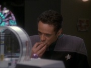 Filename=extant_StarTrek_DS9_7x22-TackingIntoTheWind_2876.jpg
Filesize=135KiB
Dimensions=1200x900
Date added=Jan 22, 2020 extant_StarTrek_DS9_7x22-TackingIntoTheWind_2876.jpg