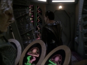 extant_StarTrek_DS9_7x22-TackingIntoTheWind_3395.jpg