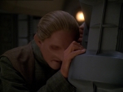 extant_StarTrek_DS9_7x22-TackingIntoTheWind_3410.jpg