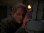 extant_StarTrek_DS9_7x22-TackingIntoTheWind_3414.jpg