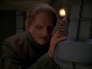 extant_StarTrek_DS9_7x22-TackingIntoTheWind_3417.jpg