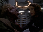 extant_StarTrek_DS9_7x22-TackingIntoTheWind_3436.jpg
