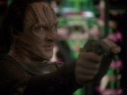 Filename=extant_StarTrek_DS9_7x22-TackingIntoTheWind_3548.jpg
Filesize=156KiB
Dimensions=1200x900
Date added=Jan 22, 2020 extant_StarTrek_DS9_7x22-TackingIntoTheWind_3548.jpg