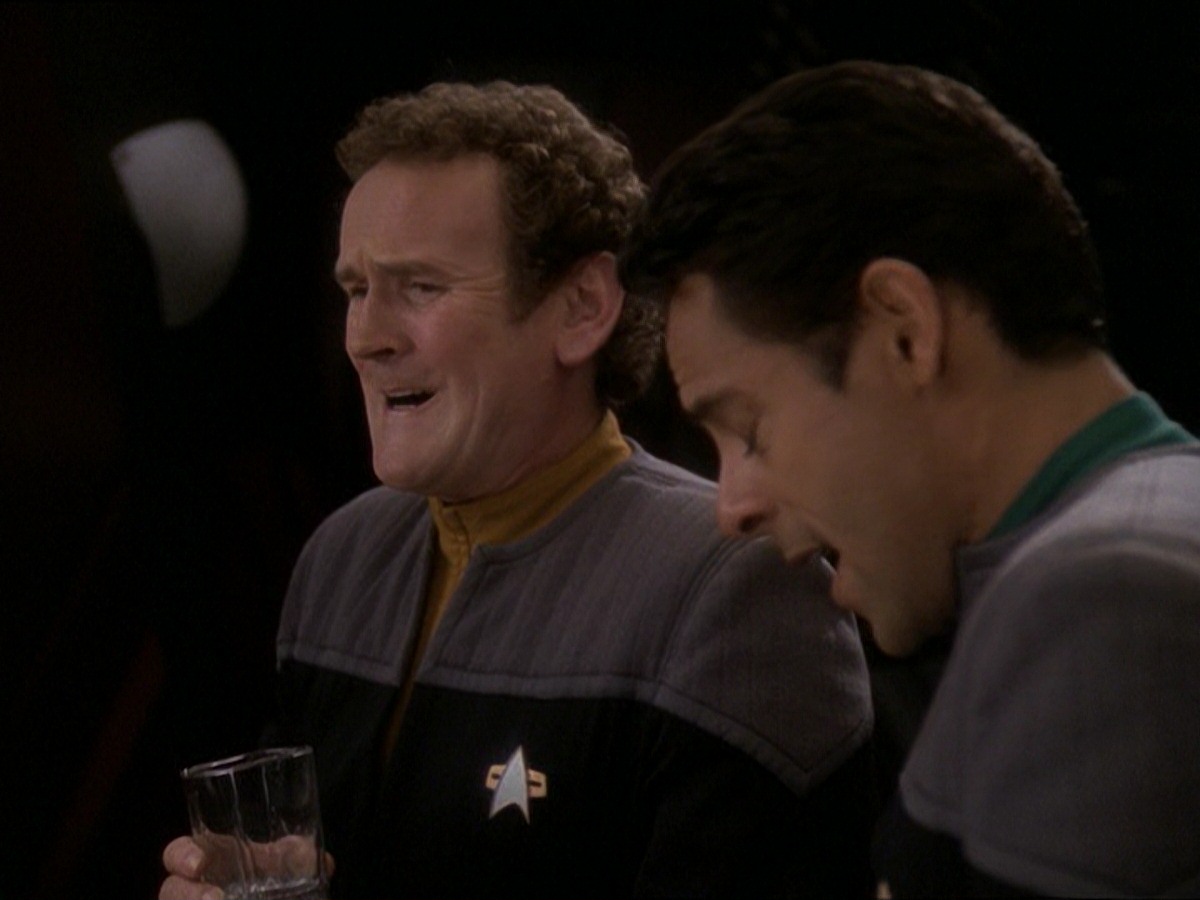extant_StarTrek_DS9_7x23-ExtremeMeasures_3675.jpg