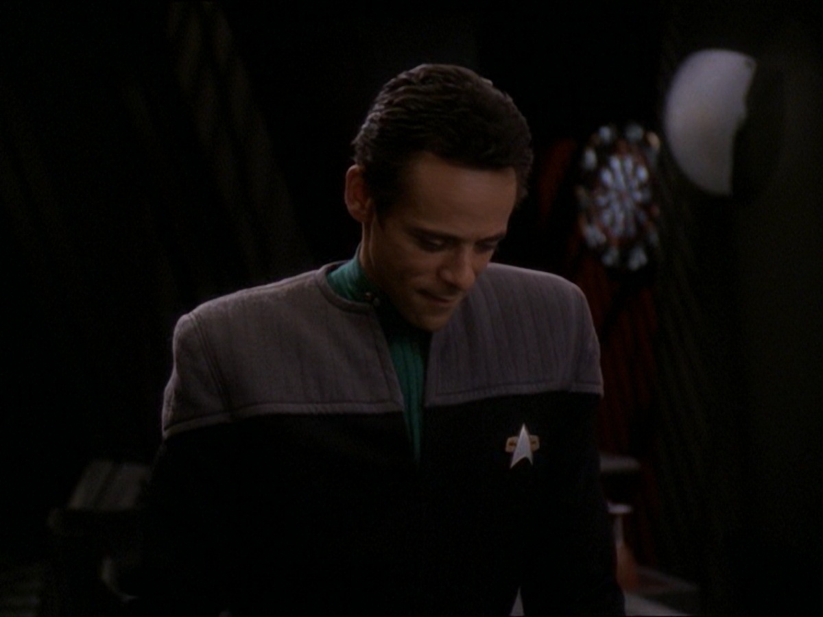extant_StarTrek_DS9_7x23-ExtremeMeasures_3704.jpg