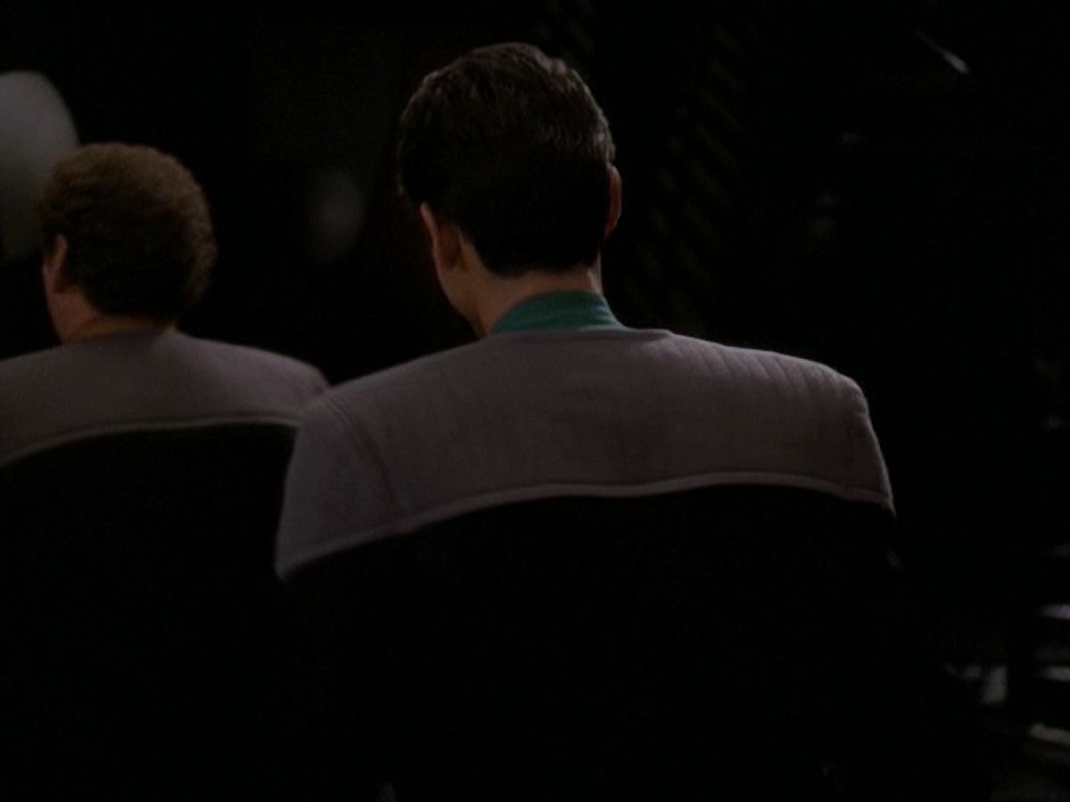 extant_StarTrek_DS9_7x23-ExtremeMeasures_3711.jpg