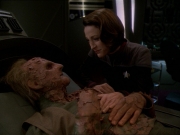 Filename=extant_StarTrek_DS9_7x23-ExtremeMeasures_0116.jpg
Filesize=149KiB
Dimensions=1200x900
Date added=Jan 22, 2020 extant_StarTrek_DS9_7x23-ExtremeMeasures_0116.jpg