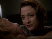 extant_StarTrek_DS9_7x23-ExtremeMeasures_0132.jpg