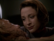 extant_StarTrek_DS9_7x23-ExtremeMeasures_0133.jpg
