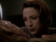 extant_StarTrek_DS9_7x23-ExtremeMeasures_0140.jpg