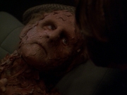 extant_StarTrek_DS9_7x23-ExtremeMeasures_0146.jpg