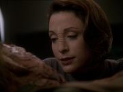 extant_StarTrek_DS9_7x23-ExtremeMeasures_0163.jpg
