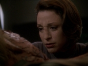 extant_StarTrek_DS9_7x23-ExtremeMeasures_0171.jpg
