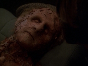 extant_StarTrek_DS9_7x23-ExtremeMeasures_0174.jpg