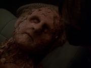 extant_StarTrek_DS9_7x23-ExtremeMeasures_0175.jpg