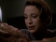 Filename=extant_StarTrek_DS9_7x23-ExtremeMeasures_0249.jpg
Filesize=132KiB
Dimensions=1200x900
Date added=Jan 22, 2020 extant_StarTrek_DS9_7x23-ExtremeMeasures_0249.jpg