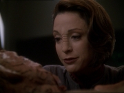 Filename=extant_StarTrek_DS9_7x23-ExtremeMeasures_0250.jpg
Filesize=129KiB
Dimensions=1200x900
Date added=Jan 22, 2020 extant_StarTrek_DS9_7x23-ExtremeMeasures_0250.jpg