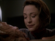 Filename=extant_StarTrek_DS9_7x23-ExtremeMeasures_0252.jpg
Filesize=129KiB
Dimensions=1200x900
Date added=Jan 22, 2020 extant_StarTrek_DS9_7x23-ExtremeMeasures_0252.jpg