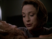 Filename=extant_StarTrek_DS9_7x23-ExtremeMeasures_0254.jpg
Filesize=136KiB
Dimensions=1200x900
Date added=Jan 22, 2020 extant_StarTrek_DS9_7x23-ExtremeMeasures_0254.jpg