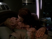 Filename=extant_StarTrek_DS9_7x23-ExtremeMeasures_0300.jpg
Filesize=155KiB
Dimensions=1200x900
Date added=Jan 22, 2020 extant_StarTrek_DS9_7x23-ExtremeMeasures_0300.jpg