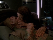 extant_StarTrek_DS9_7x23-ExtremeMeasures_0304.jpg